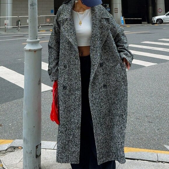 Black & White Women's Herringbone Double-Breasted Belted Longline Coat - Picture 3 of 6